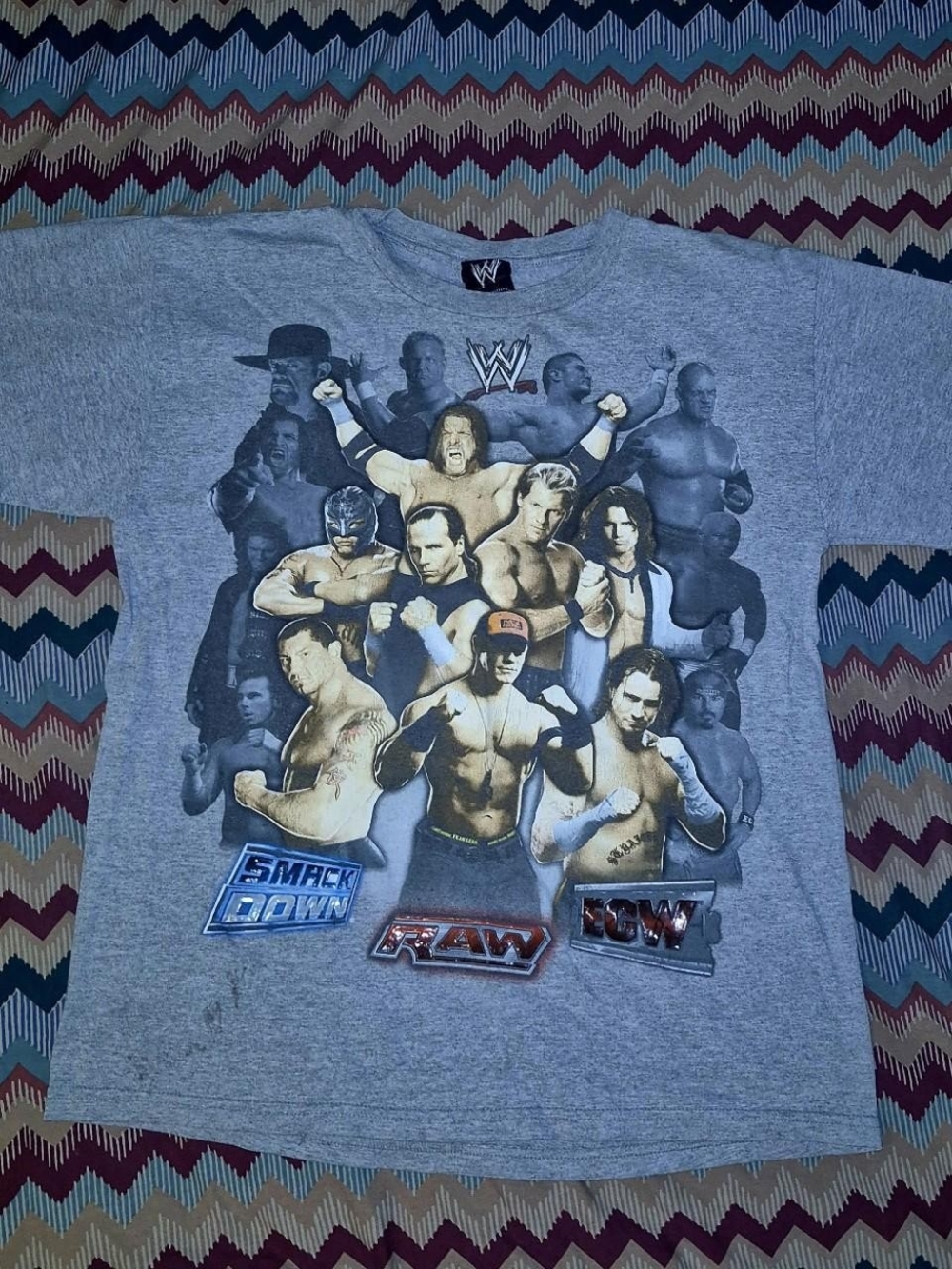 WWE Multi-Star Graphic Tee - Gray with Blue & Red Accents